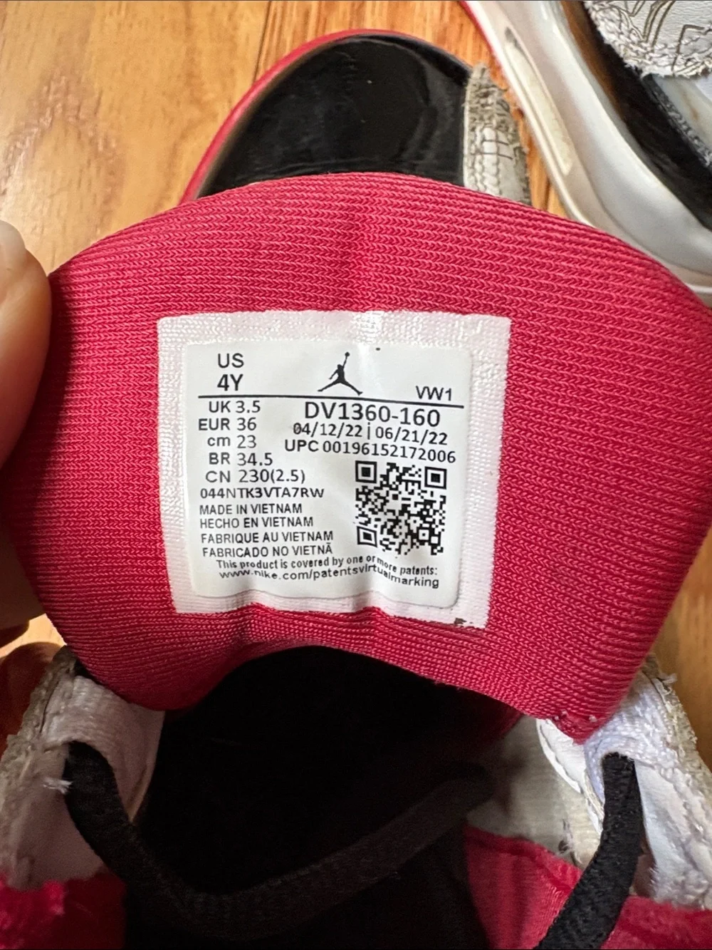 Jordan Kids' Dub Zero Varsity Red